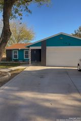 7906 Herder Cir, San Antonio, TX 78251