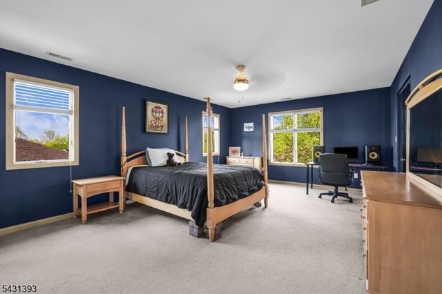 70 Forest Hills Way, Cedar Grove Twp., NJ 07009