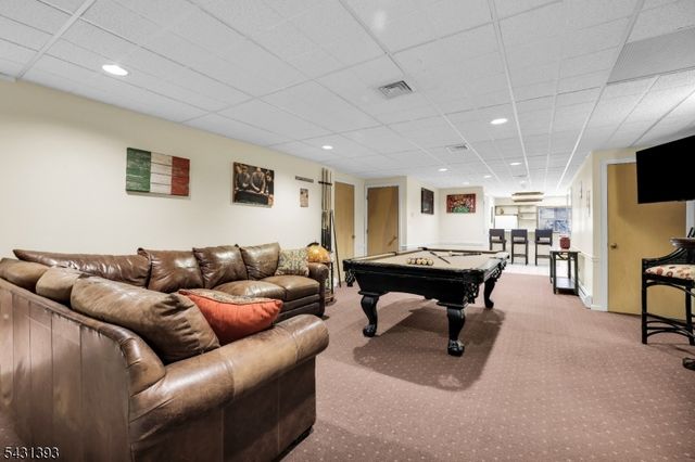 70 Forest Hills Way, Cedar Grove Twp., NJ 07009