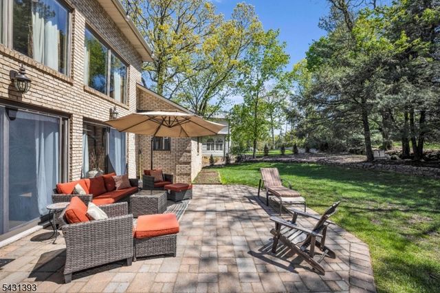70 Forest Hills Way, Cedar Grove Twp., NJ 07009