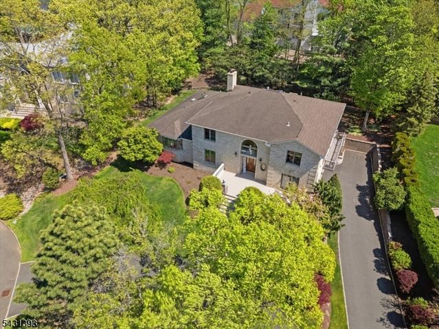 70 Forest Hills Way, Cedar Grove Twp., NJ 07009