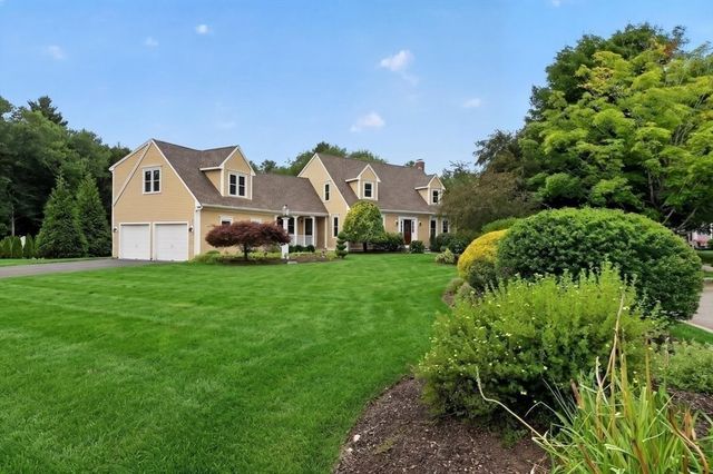 72 Beckford Farm Road, Hanover, MA 02339