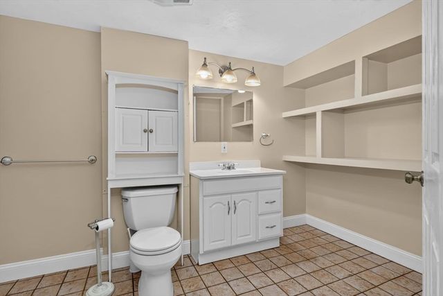 72 Beckford Farm Road, Hanover, MA 02339