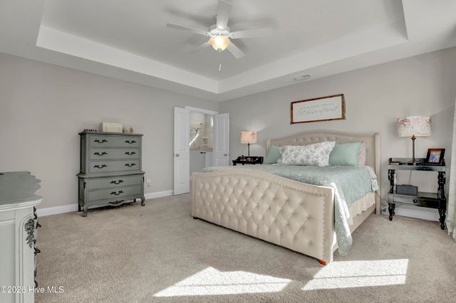 198 W Weatherbee Way, Hampstead, NC 28443