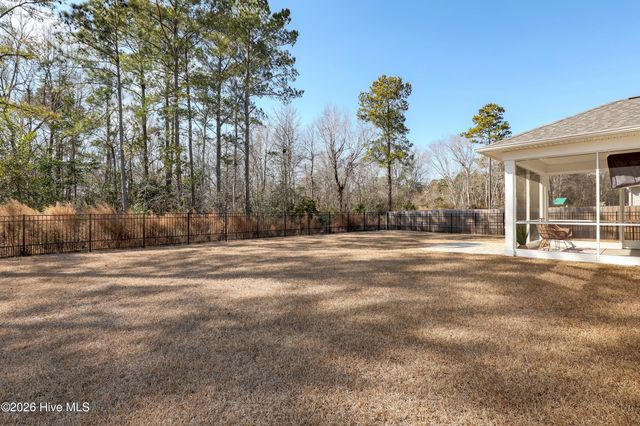 198 W Weatherbee Way, Hampstead, NC 28443