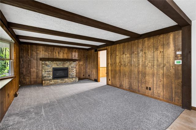 1097 Center Street E, Warren, OH 44481