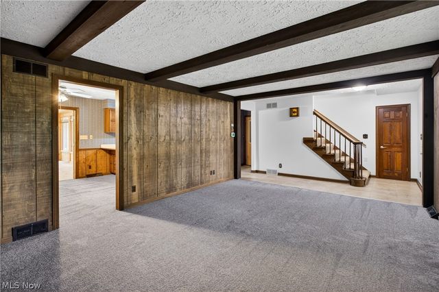 1097 Center Street E, Warren, OH 44481