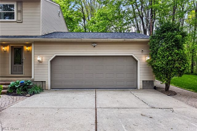 1097 Center Street E, Warren, OH 44481