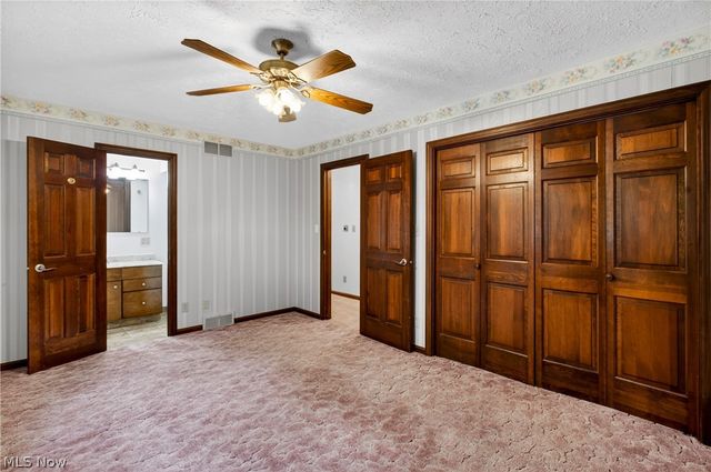 1097 Center Street E, Warren, OH 44481