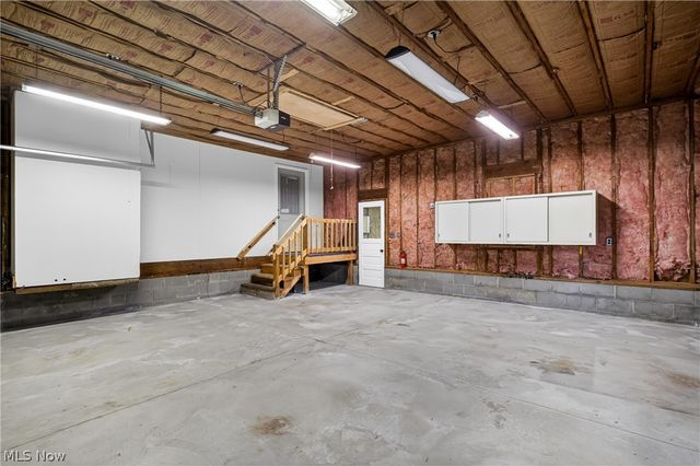 1097 Center Street E, Warren, OH 44481