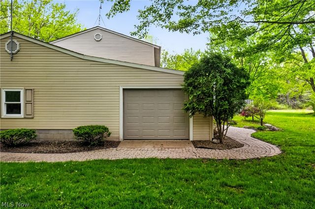 1097 Center Street E, Warren, OH 44481