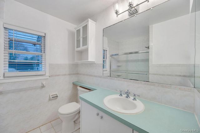 171 N Ontario Street, Ronkonkoma, NY 11779