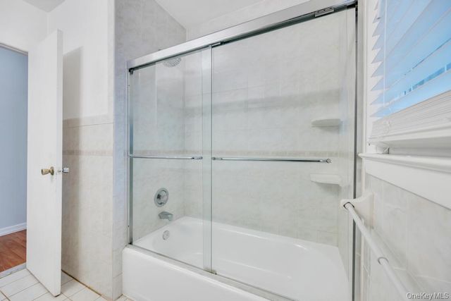 171 N Ontario Street, Ronkonkoma, NY 11779