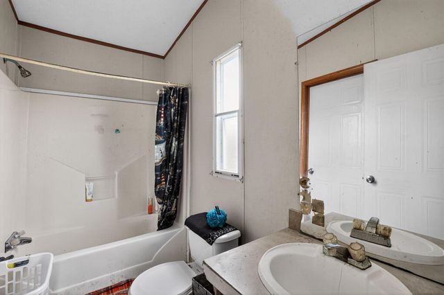 142 Vz County Road 4830, Ben Wheeler, TX 75754