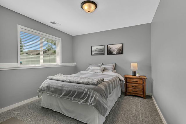 1802 Perennial Lane NE, Sauk Rapids, MN 56379