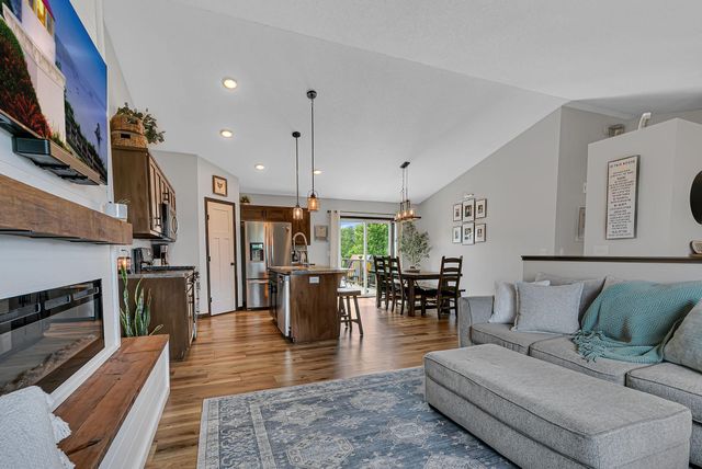 1802 Perennial Lane NE, Sauk Rapids, MN 56379