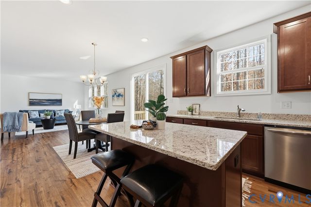 17425 Simmons Branch Ter, Chesterfield, VA 23838