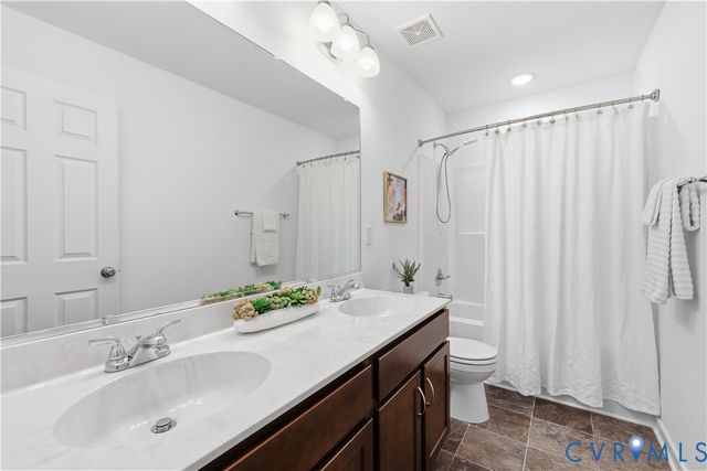 17425 Simmons Branch Ter, Chesterfield, VA 23838