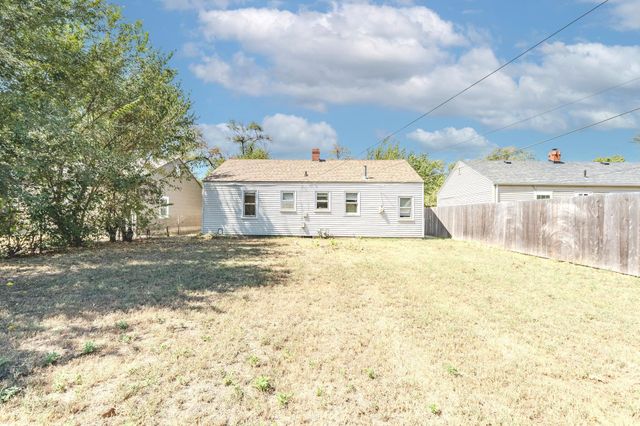 2334 S Ida, Wichita, KS 67211