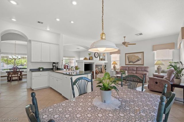9113 Imperial Castle Court, Las Vegas, NV 89147