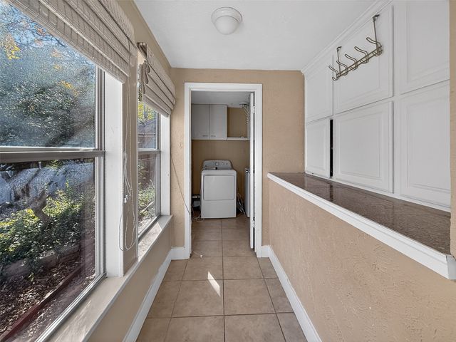 2601 S University Drive, Fort Worth, TX 76109