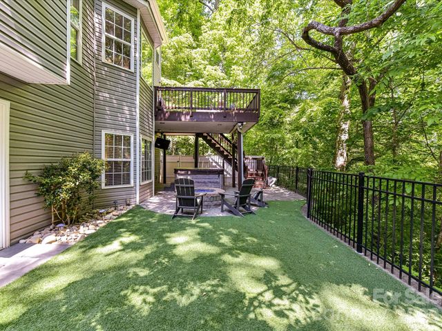 19040 Oakhurst Boulevard, Cornelius, NC 28031