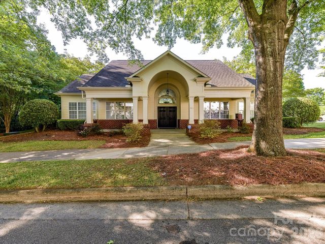 19040 Oakhurst Boulevard, Cornelius, NC 28031