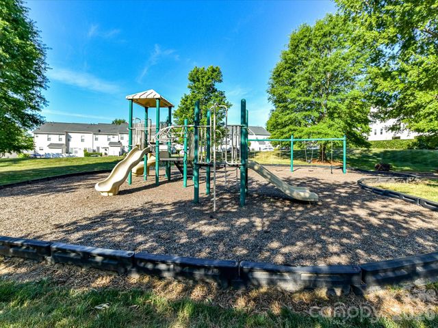 19040 Oakhurst Boulevard, Cornelius, NC 28031