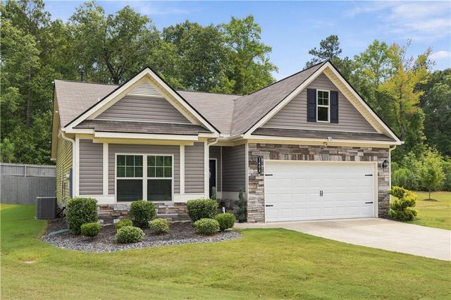 1404 Beckett Drive, Hampton, GA 30228