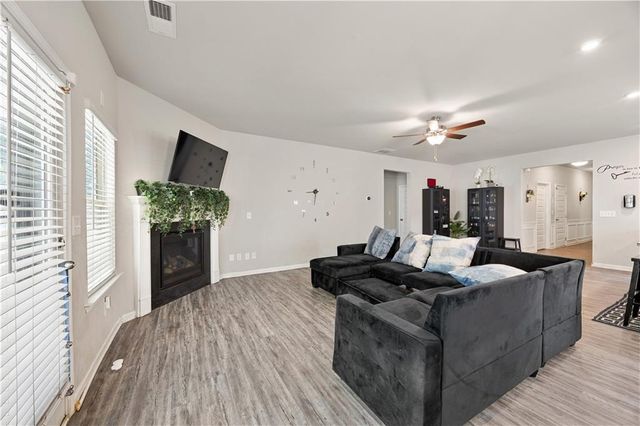 1404 Beckett Drive, Hampton, GA 30228