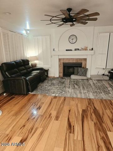 314 N Cobblestone Street, Gilbert, AZ 85234