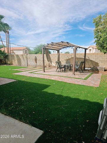 314 N Cobblestone Street, Gilbert, AZ 85234