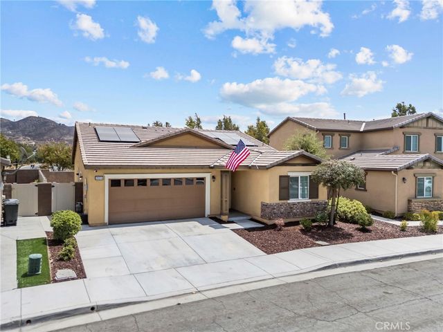 29314 Linden, Lake Elsinore, CA 92530