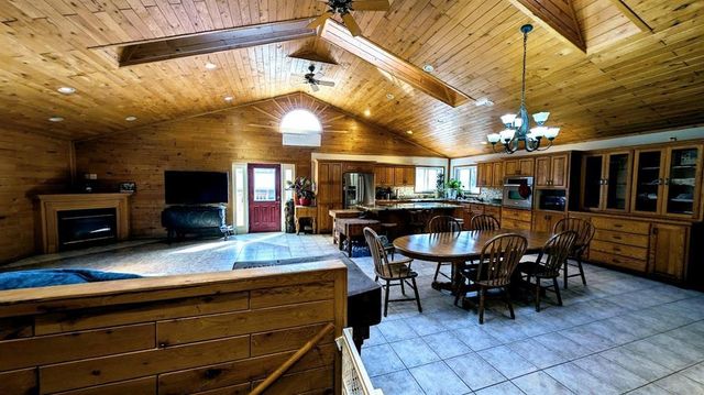 23443 75th Street, New Auburn, WI 54757