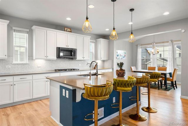 27645 E Geddes Place, Aurora, CO 80016