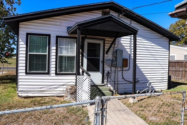 2746 Prescott St, Corpus Christi, TX 78404