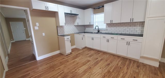 2746 Prescott St, Corpus Christi, TX 78404