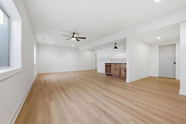 11802 E 231st Street, Peculiar, MO 64078