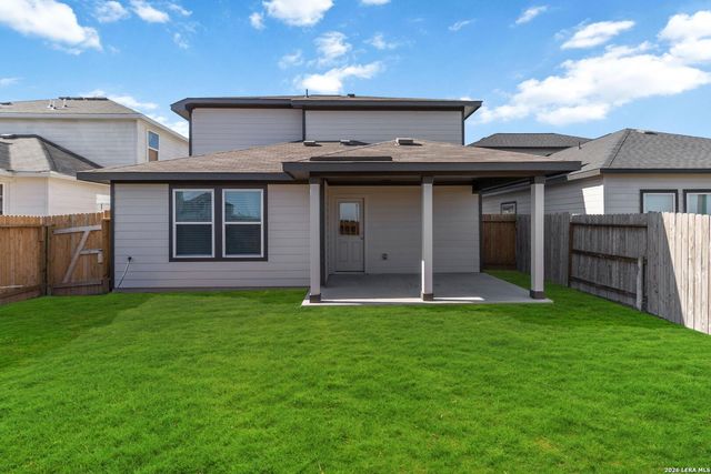 627 River Run Way, San Antonio, TX 78219