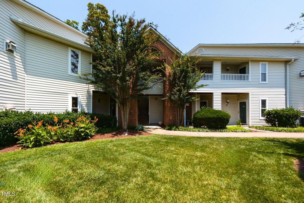 1911 Falls Landing Drive 103, Raleigh, NC 27614