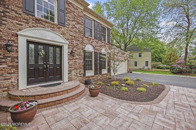 6 Robbie Court, Morganville, NJ 07751