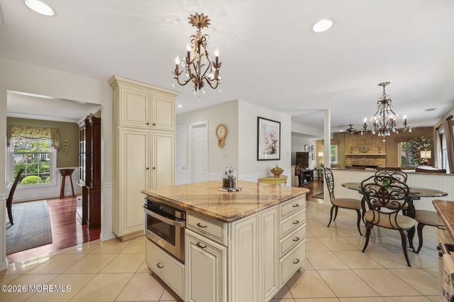 6 Robbie Court, Morganville, NJ 07751