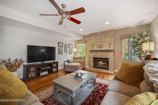 6 Robbie Court, Morganville, NJ 07751
