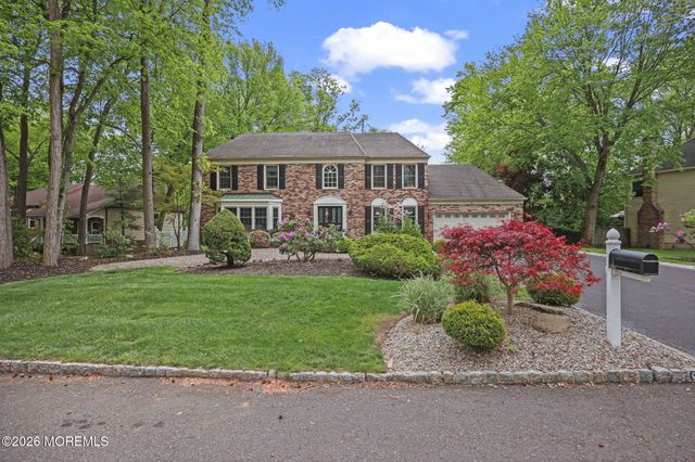 6 Robbie Court, Morganville, NJ 07751