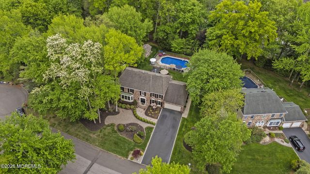 6 Robbie Court, Morganville, NJ 07751