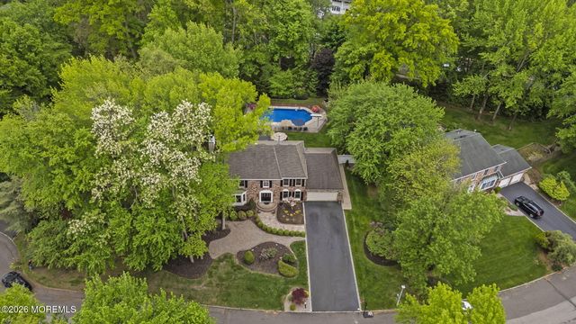 6 Robbie Court, Morganville, NJ 07751