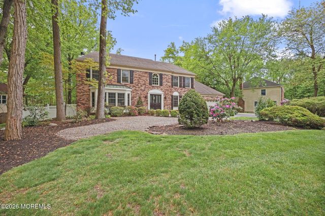 6 Robbie Court, Morganville, NJ 07751