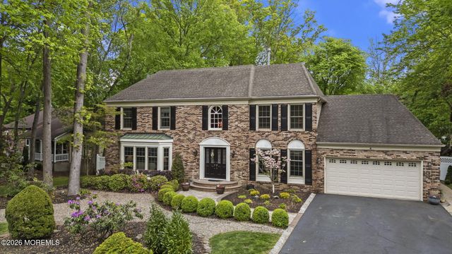 6 Robbie Court, Morganville, NJ 07751