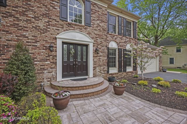 6 Robbie Court, Morganville, NJ 07751