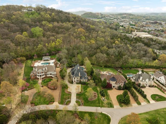 128 Woodward Hills Pl, Brentwood, TN 37027